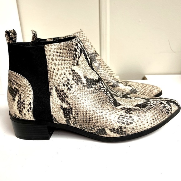 Parker Sky Womens Snakeskin  Zip Pointed Toe Block Ankle Bootie size 7.5 - Picture 3 of 11
